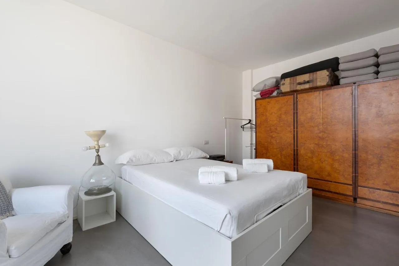 Comfy Apt With Terrace - Mm1 Turro Apartment Milan